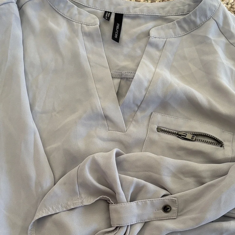 Women’s Blouse Bundle - Picture 16 of 16